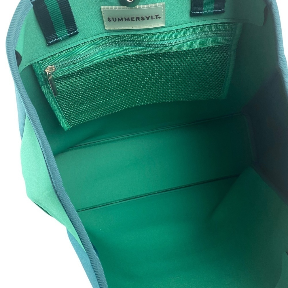 SUMMERSALT Neoprene Beach Tote Bag in Green - Picture 3 of 5